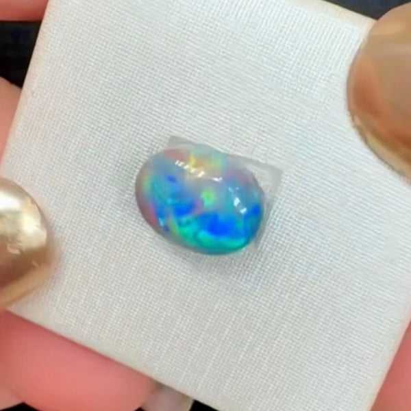 2.89ct black opal 10.6x 8.2x5.2MM